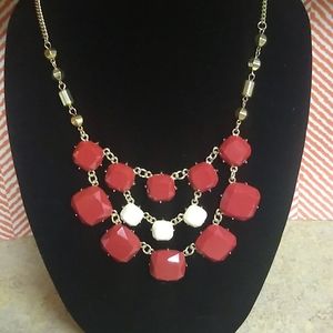 🐾 2 For $16 Maroon & White Gems Bib Necklace